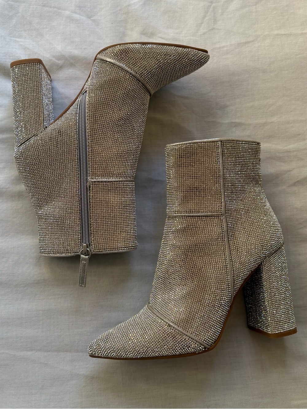 Steve Madden Noticed-R Silver Rhinestone Block Ankle Boot US 8.5